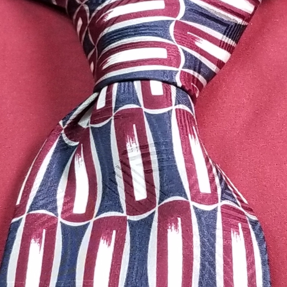 Zylos George Machado silk tie